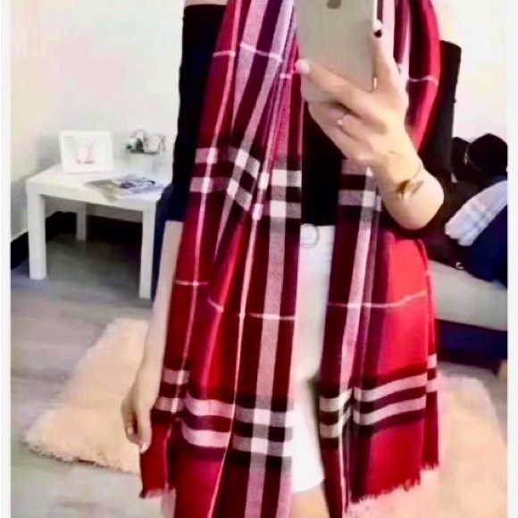 Red Plaid Nova Check Men's Burb*rry Style Red Scarf - Picture 9 of 9